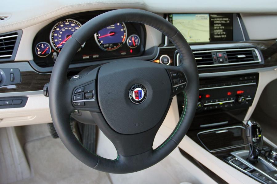 Панель приборов Alpina B7 Bi-Turbo (F01) 2012 года  (фото 21 из 80)
